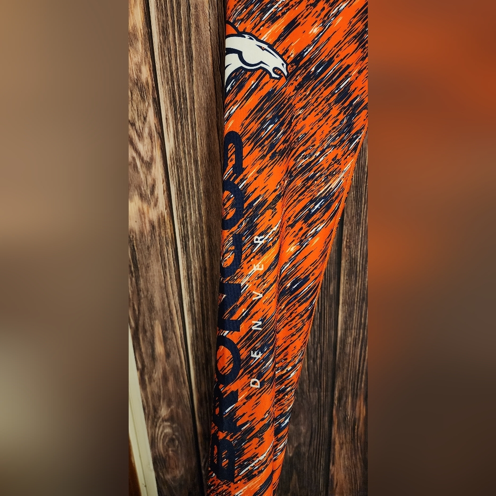 Denver Bronco Leggings - Picture 2 of 4